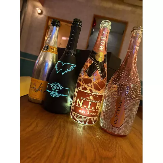 Girl’sBar Lounge Smile Terrace 