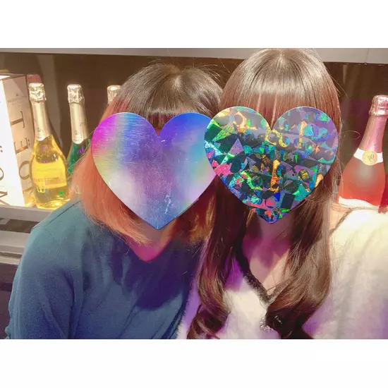 GIRL'S BAR CATIA