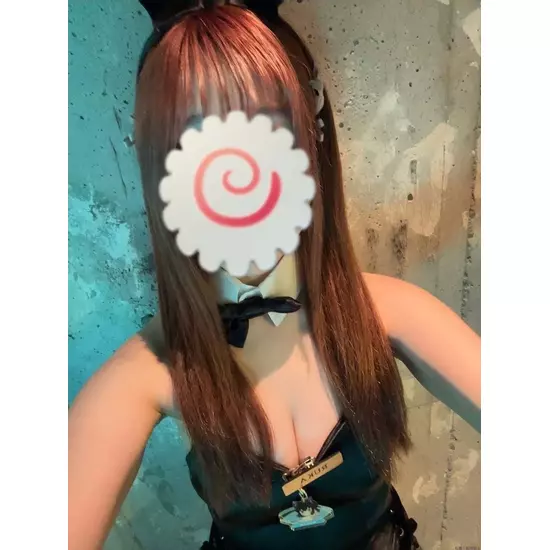BUNNY LOUNGE B4 上野