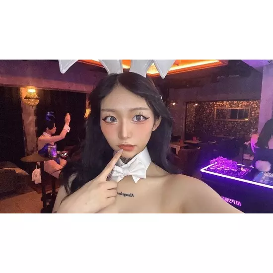 BUNNY LOUNGE B4 上野
