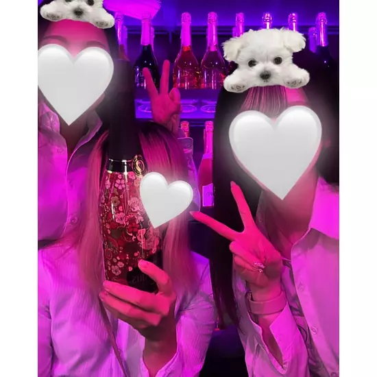 GIRL'S BAR CATIA