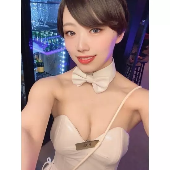 BUNNY LOUNGE B4 上野