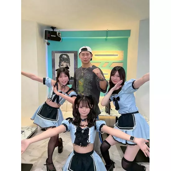 コンカフェ&ラウンジ Hi-potion