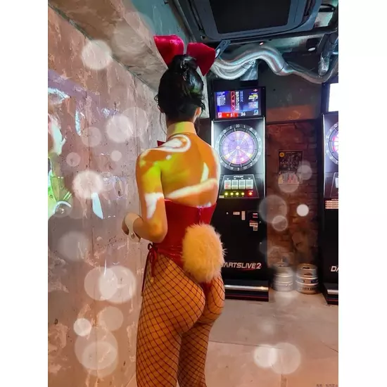 BUNNY LOUNGE B4 上野
