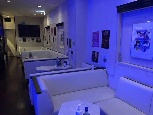 Lounge MA-YA