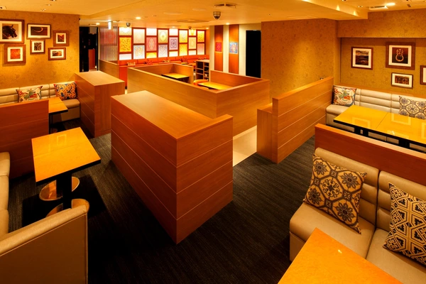 CLUB HERMINE