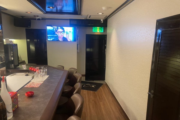 Members Bar Sakai