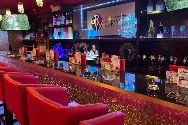 girl'sBAR & lounge GRYX