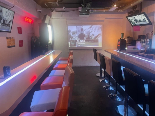 GIRL'S & DINING BAR GUILD