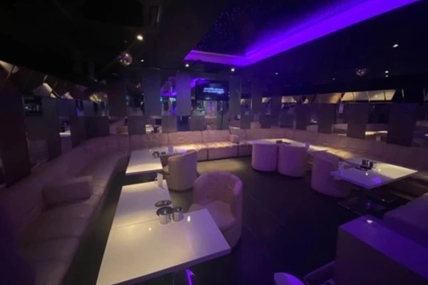 The club ARENA