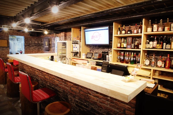 BAR BEAST.