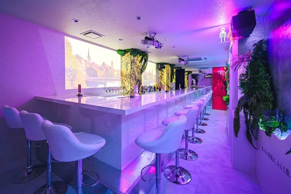 Girls Bar SHIRO
