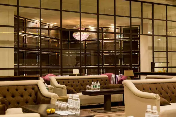 LOUNGE GLAMIS