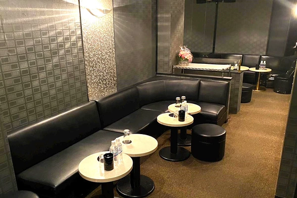 CLUB 兎
