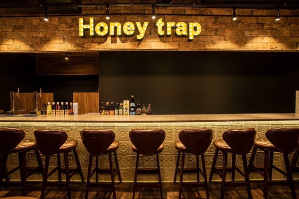 Honey trap