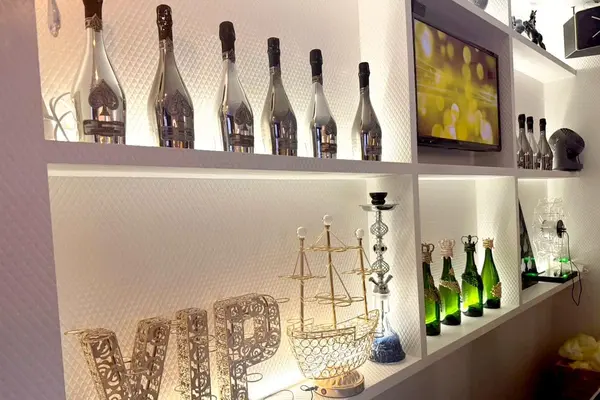 GIRLS LOUNGE Olive Young