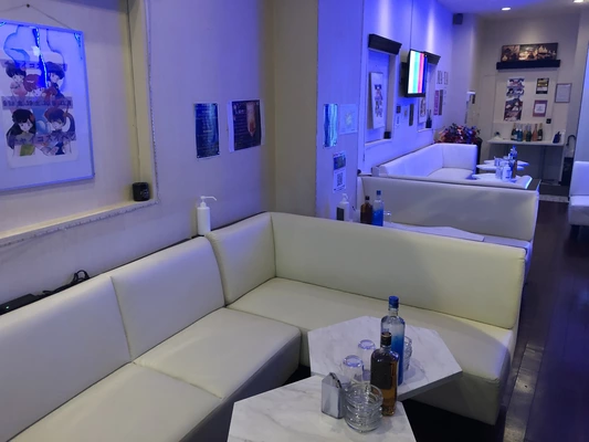 Lounge MA-YA