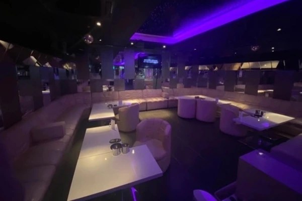 The club ARENA