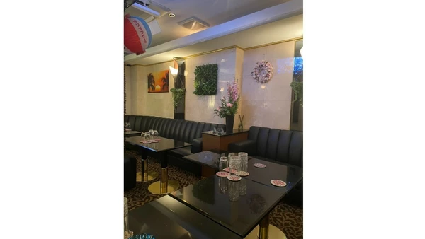 沖縄スナック SUNSET 銀座8丁目店