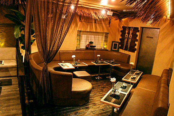 PRIMA DONNA LOUNGE