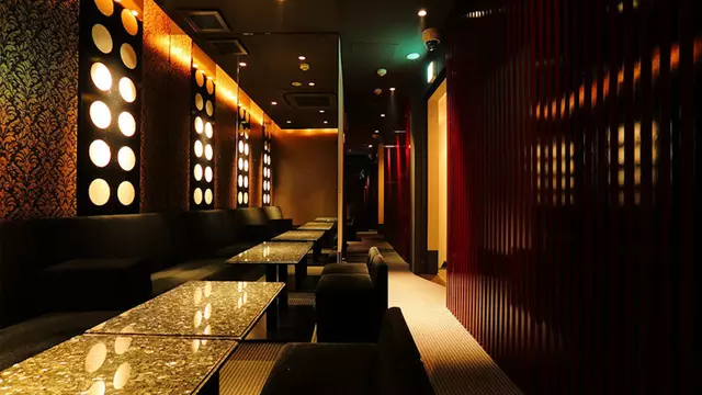 アンジュール ギオン(京都市 東山区末吉町のキャバクラ)