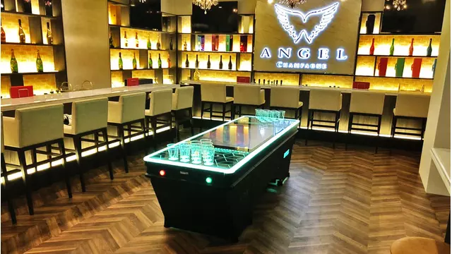 ビジット(さいたま市 大宮区仲町のガールズバー)