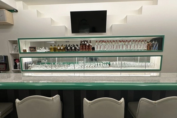 カウンターパブ じゅん求人情報