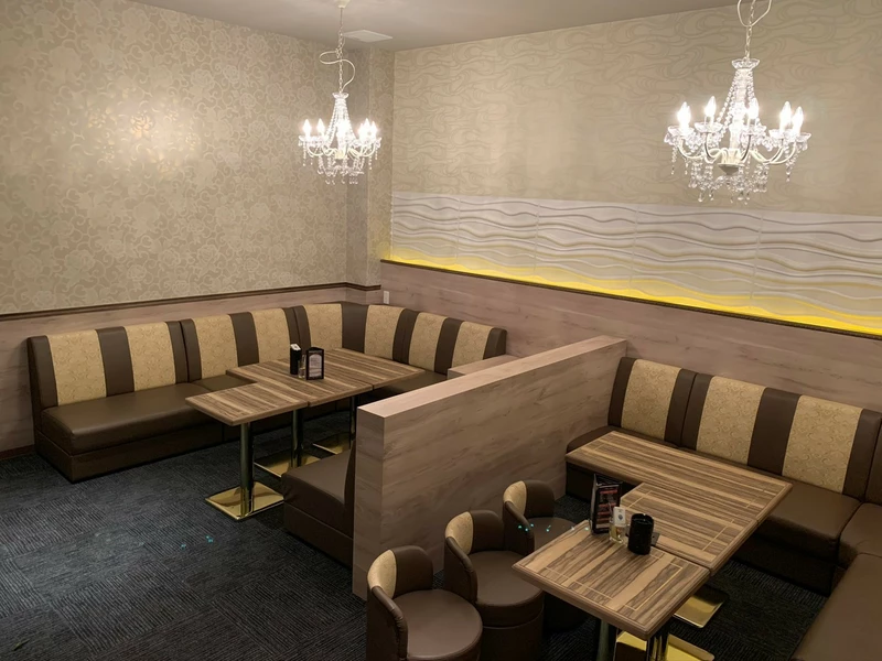 LOUNGE SPACE PLATINUM求人情報