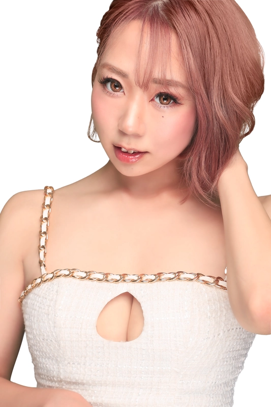 来魅 まや