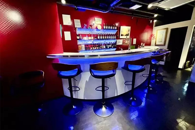 Girl'sbar EXE求人情報