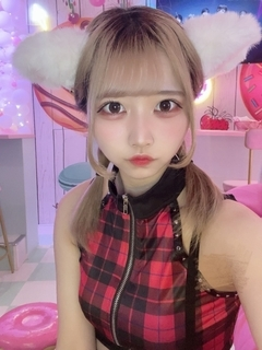 つき