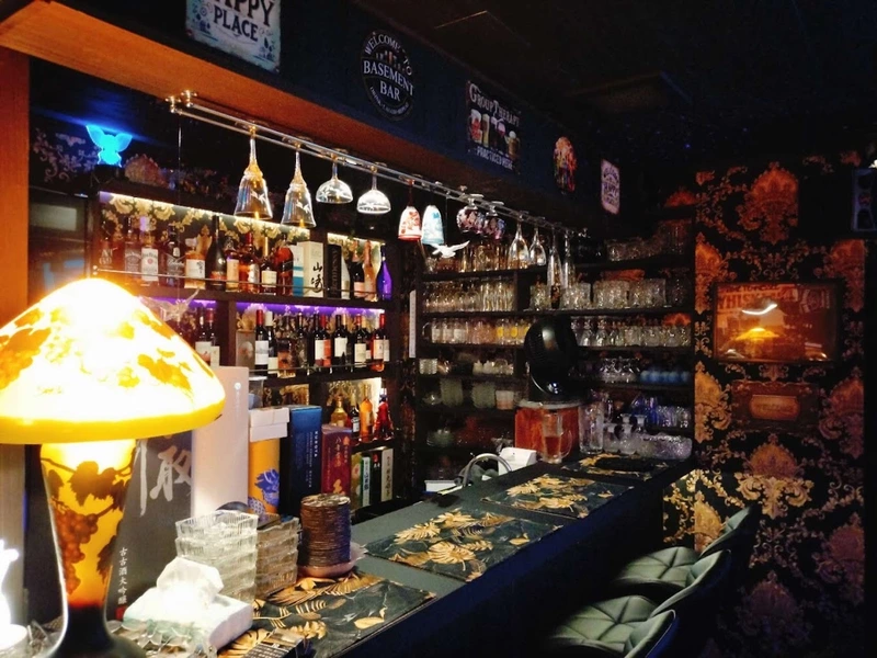 Girls Bar 色鬼求人情報