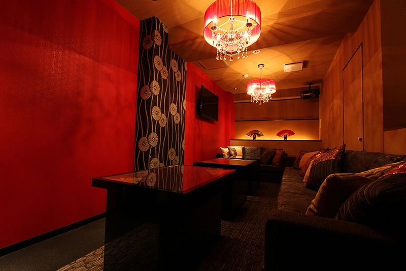 The Lounge 風雅求人情報