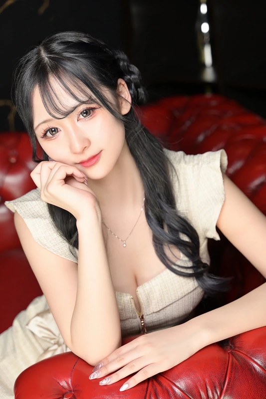 真白 あい