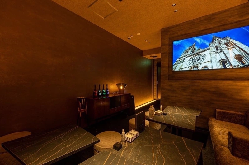 L'evo THOROUGHLY LOUNGE求人情報