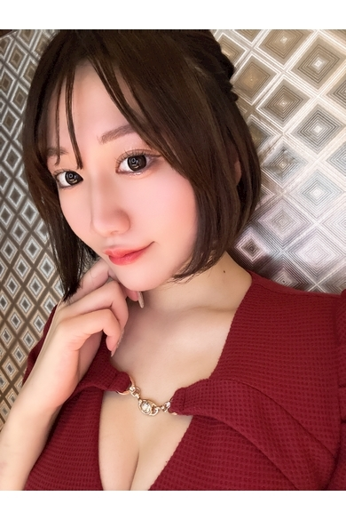 桃瀬 カズハ