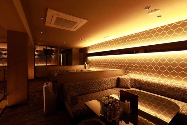 LIVELY CLUB VALTEN求人情報