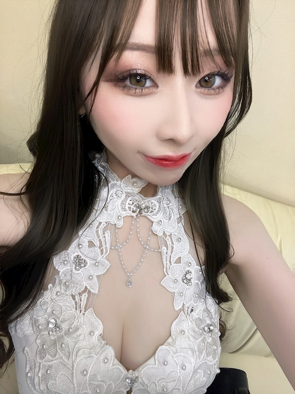 明日花 りょう