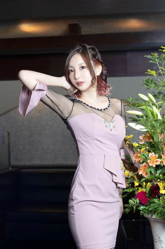 弥 七奈