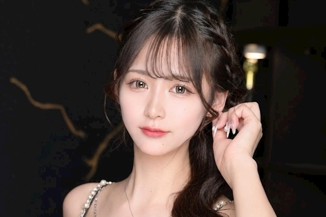 真白 あい