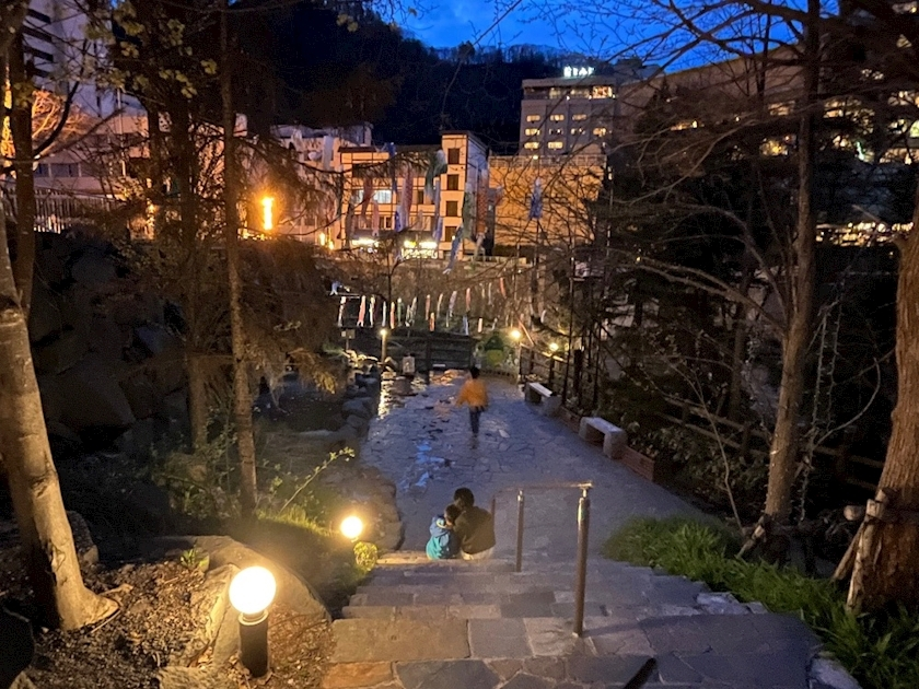 乙川 ゆあ