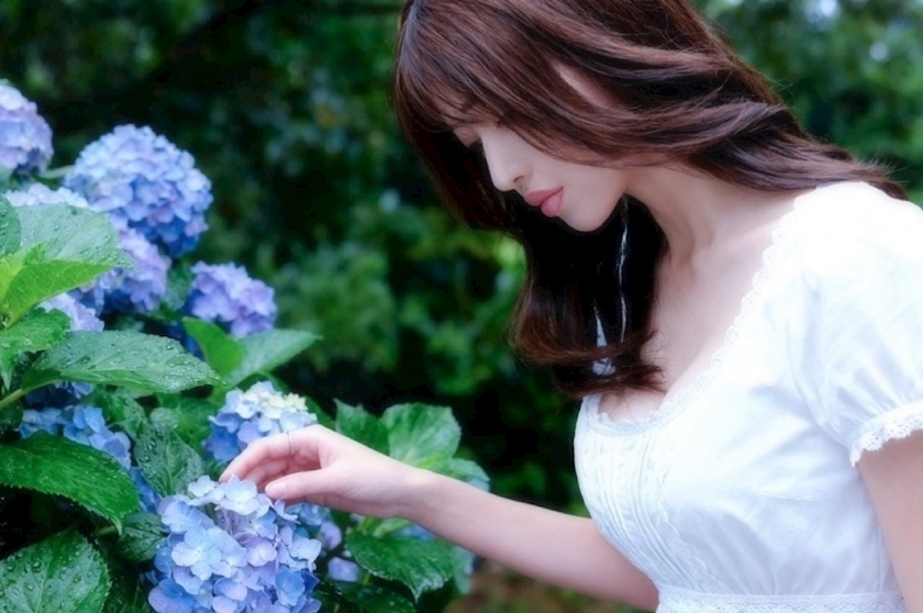 夏目 梨仔