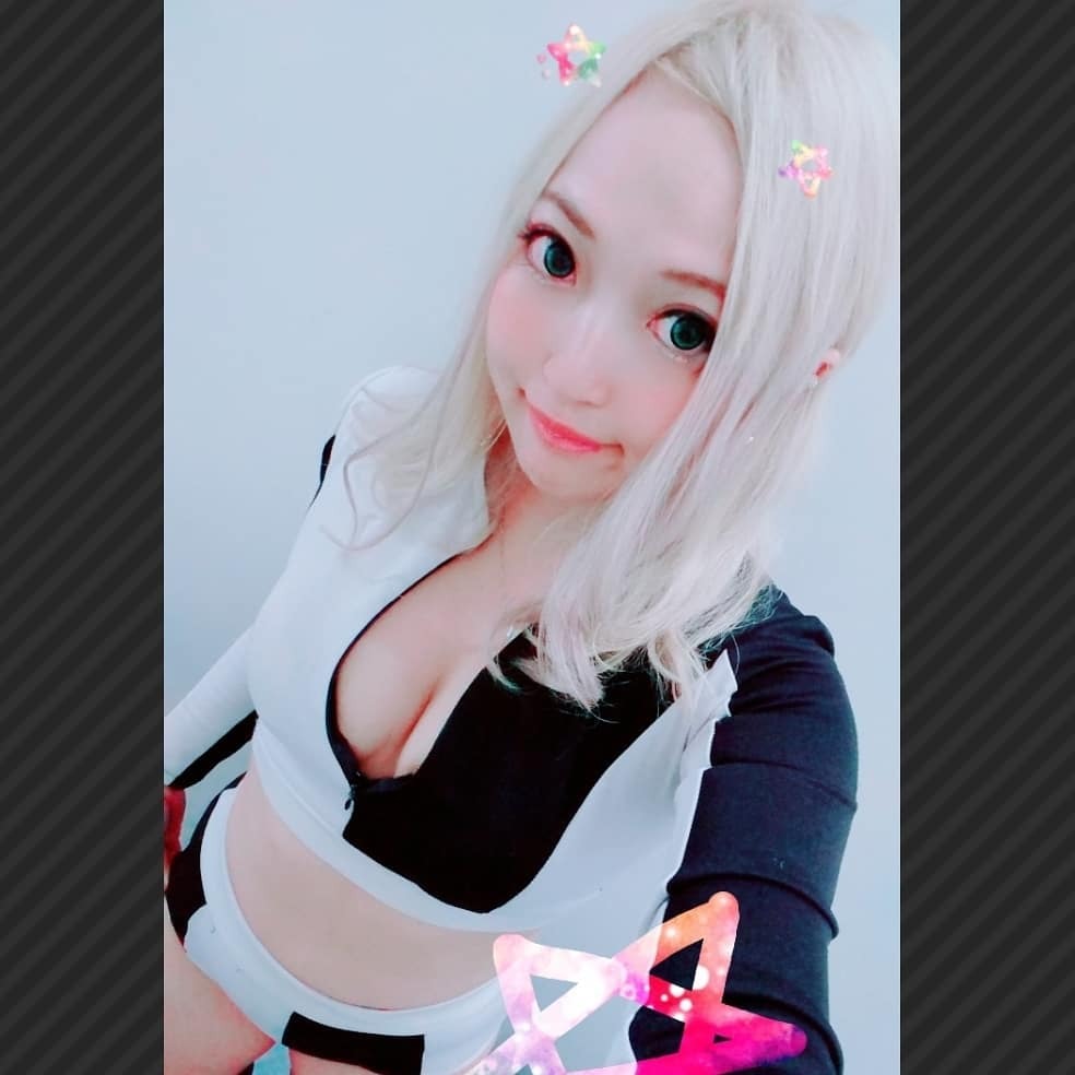 ゆりな