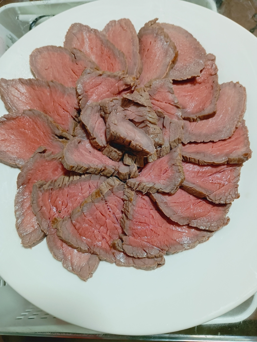 サラ