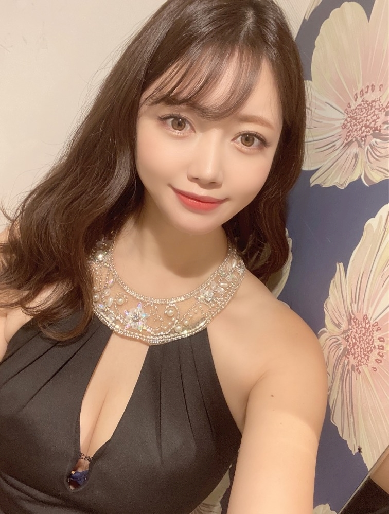 妃 えりな
