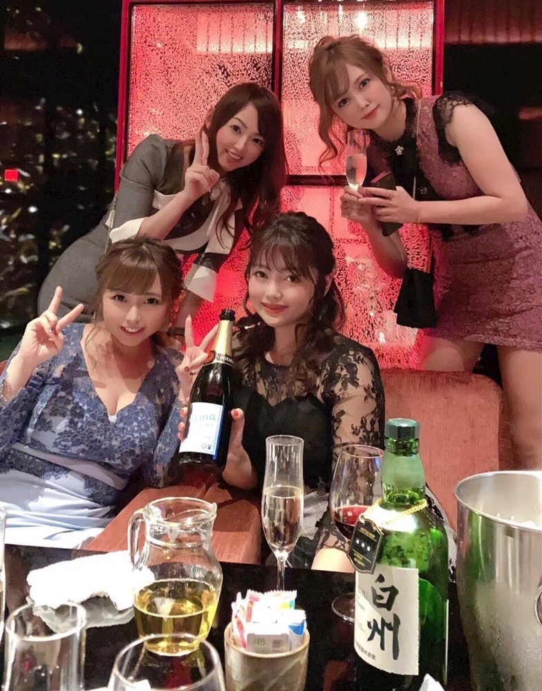 妃 えりな