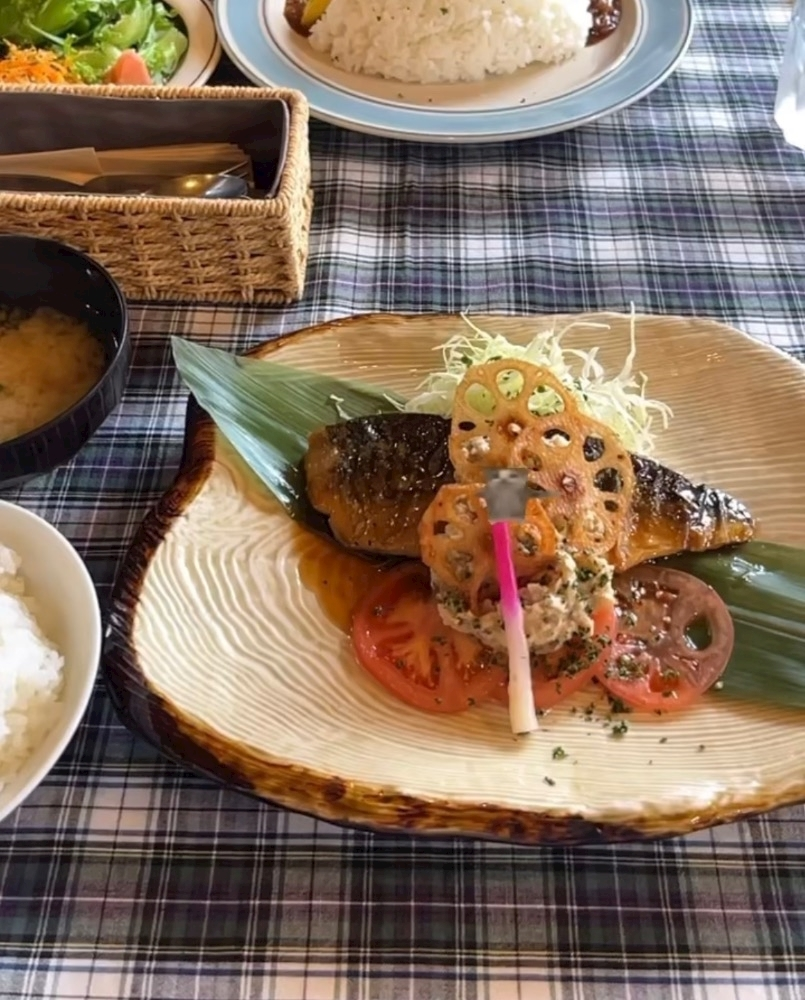 葉月 ひろみ