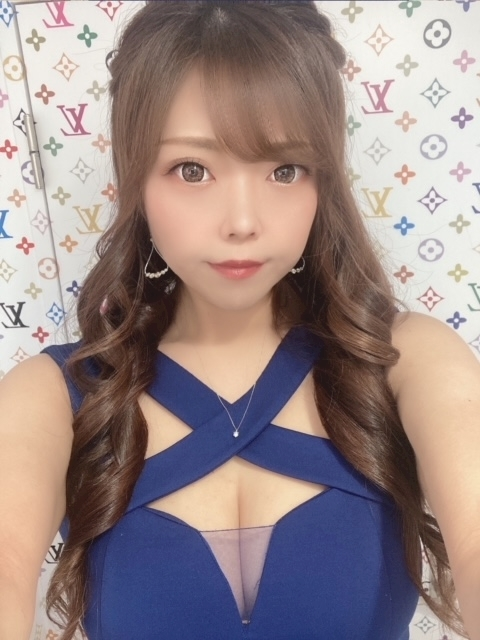 夏樹 あや