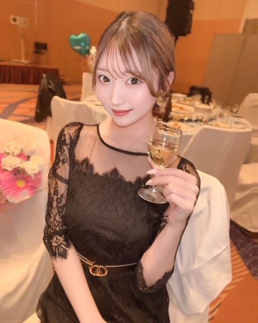美波 ななみ