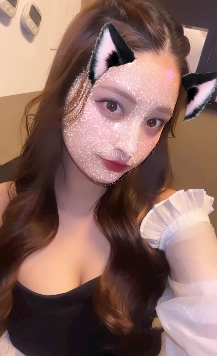 七瀬 なな